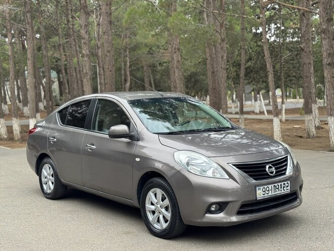 Nissan Sunny 2014, 215,123 km - 1.5 л - Sumqayıt