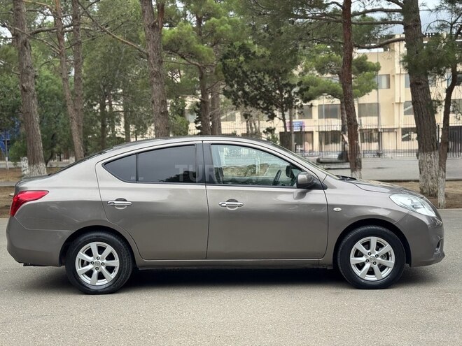 Nissan Sunny 2014, 215,123 km - 1.5 л - Sumqayıt