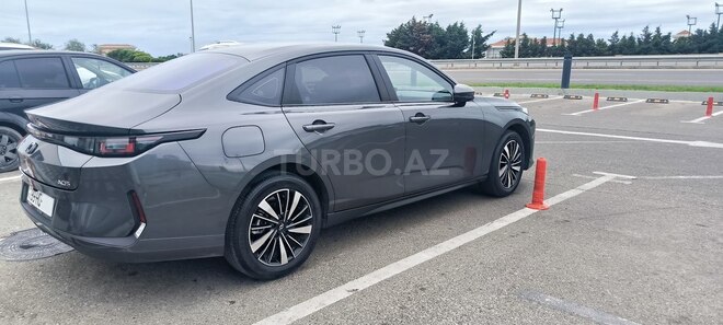 Changan Qiyuan A05 2025, 5,500 km - 1.5 л - Bakı
