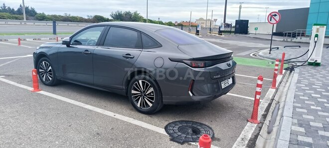 Changan Qiyuan A05 2025, 5,500 km - 1.5 л - Bakı