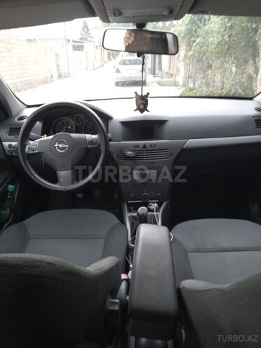 Opel Astra 2006, 346,000 km - 1.9 l - Bakı