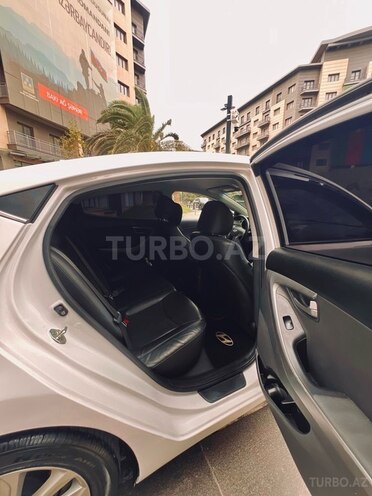 Hyundai Avante 2015, 197,000 km - 1.6 л - Bakı