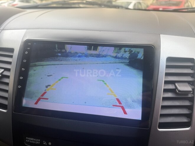 Mitsubishi Outlander 2010, 198,000 km - 3.0 l - Bakı