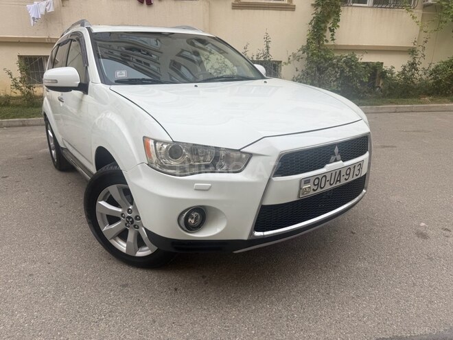 Mitsubishi Outlander 2010, 198,000 km - 3.0 l - Bakı