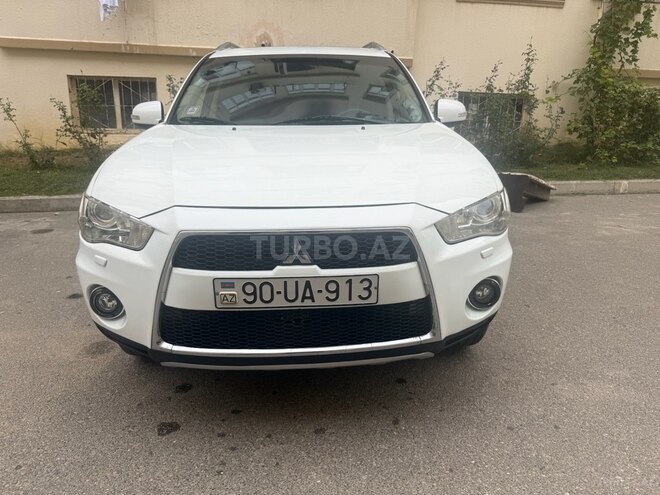 Mitsubishi Outlander 2010, 198,000 km - 3.0 l - Bakı