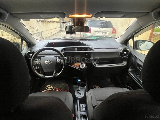 Toyota Aqua 2016, 180,000 km - 1.5 l - Bakı