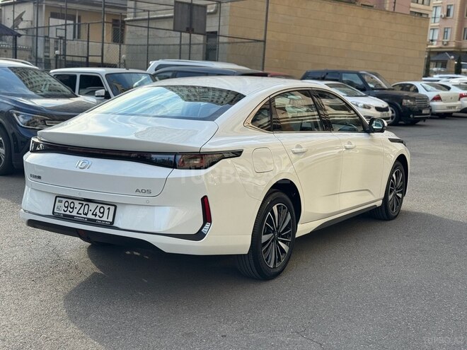 Changan Qiyuan A05 2025, 0 km - 1.5 л - Bakı