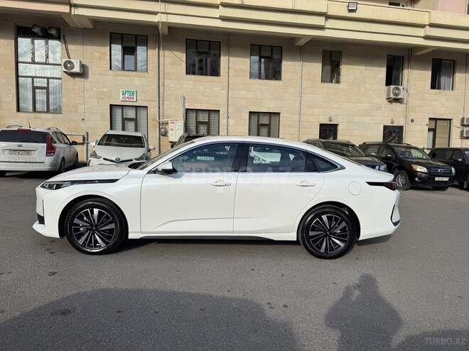 Changan Qiyuan A05 2025, 0 km - 1.5 л - Bakı