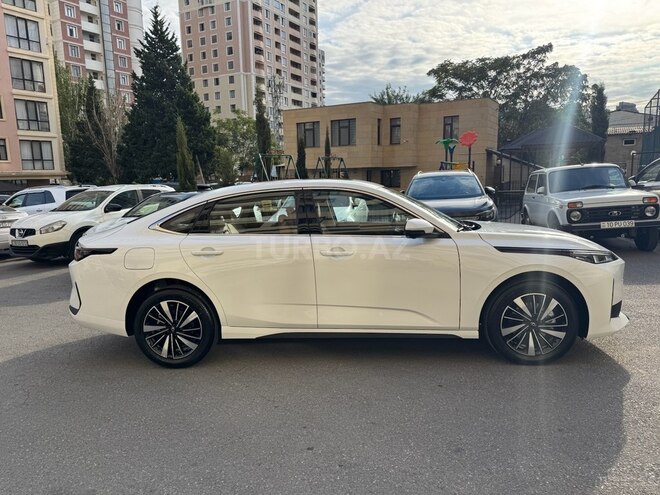 Changan Qiyuan A05 2025, 0 km - 1.5 л - Bakı