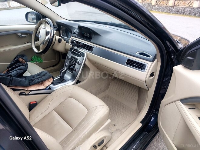 Volvo S80-8