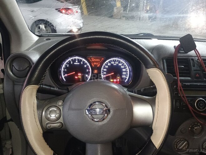 Nissan Sunny 2012, 229,390 km - 1.5 l - Bakı