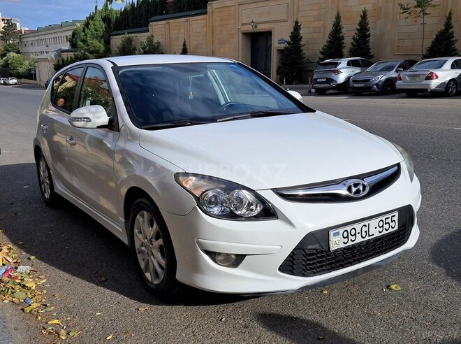Hyundai i30 2010, 218,190 km - 1.4 l - Bakı