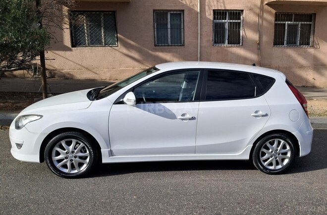 Hyundai i30 2010, 218,190 km - 1.4 l - Bakı