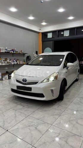Toyota Prius V 2011, 246,000 km - 1.8 л - Bakı