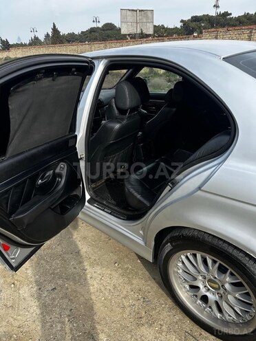 BMW 525 2000, 450,000 km - 2.5 l - Bakı