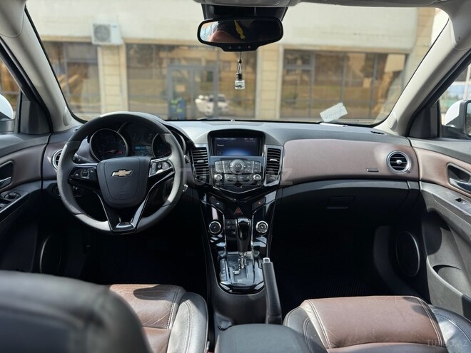Chevrolet Cruze 2015, 261,350 km - 1.4 l - Bakı