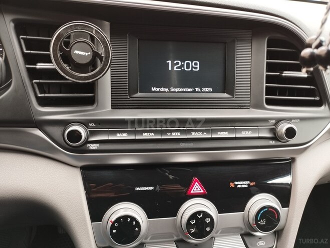 Hyundai Elantra 2019, 91,733 km - 2.0 l - Bakı