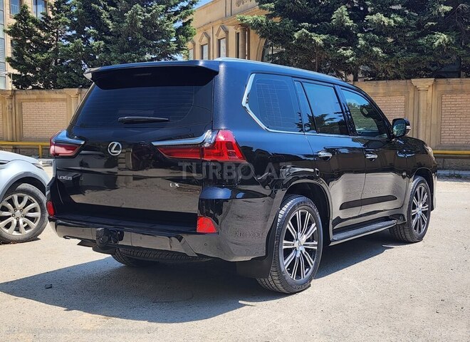 Lexus LX 450d 2018, 211,000 km - 4.5 л - Bakı
