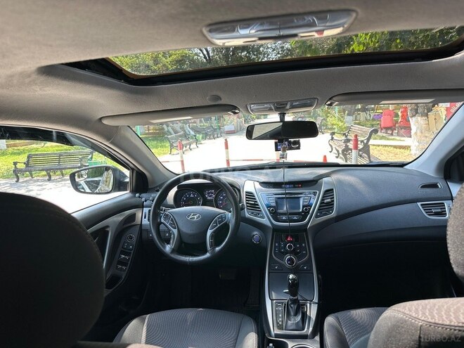 Hyundai Elantra 2015, 229,243 km - 1.8 l - Bakı