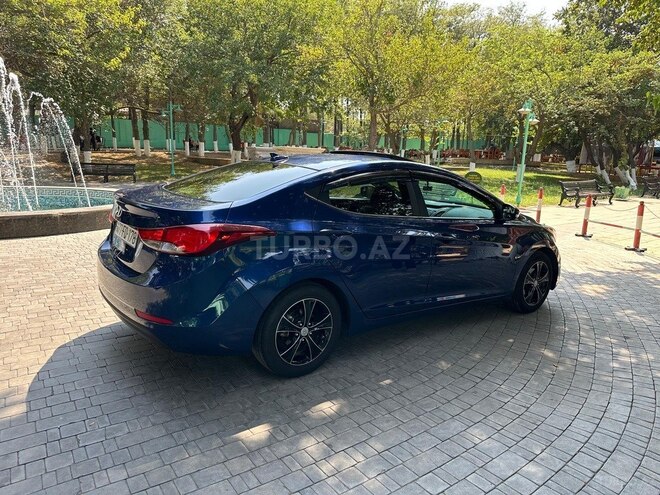 Hyundai Elantra 2015, 229,243 km - 1.8 l - Bakı