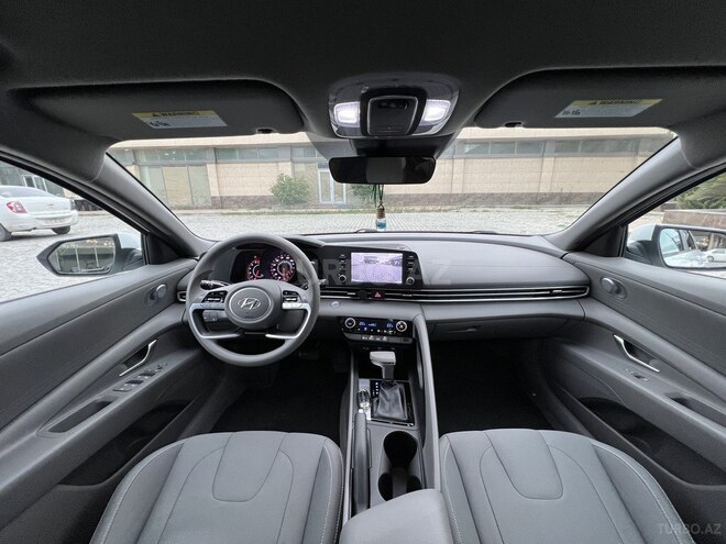 Hyundai Elantra 2020, 18,000 km - 2.0 л - Bakı