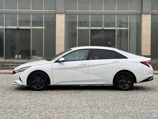 Hyundai Elantra 2020, 18,000 km - 2.0 л - Bakı