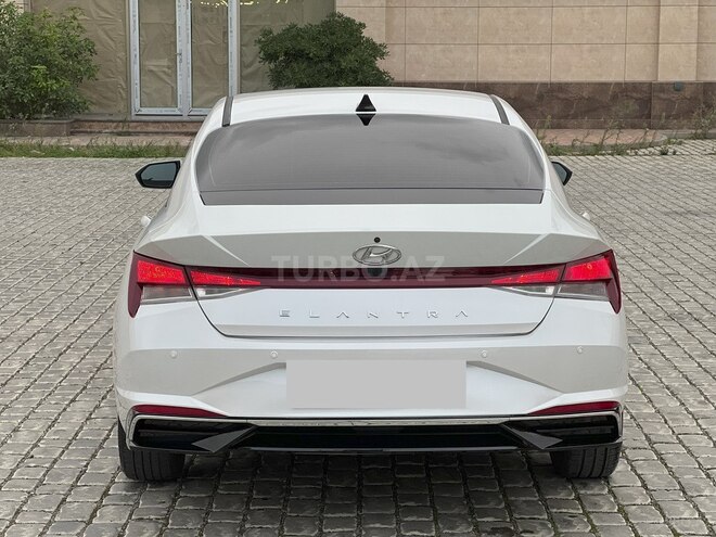 Hyundai Elantra 2020, 18,000 km - 2.0 л - Bakı