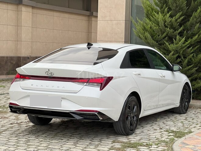 Hyundai Elantra 2020, 18,000 km - 2.0 л - Bakı