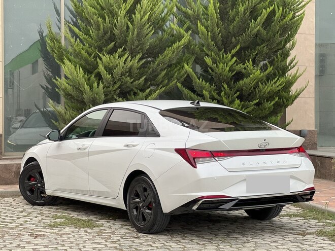 Hyundai Elantra 2020, 18,000 km - 2.0 л - Bakı