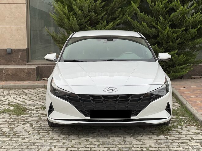 Hyundai Elantra 2020, 18,000 km - 2.0 л - Bakı