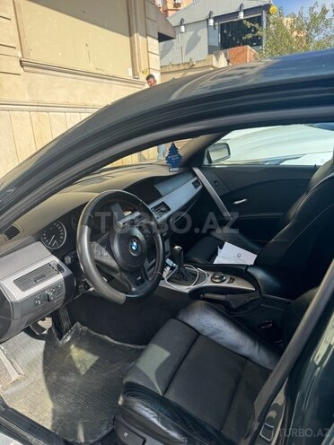 BMW 525 2005, 251,000 km - 2.5 l - Bakı