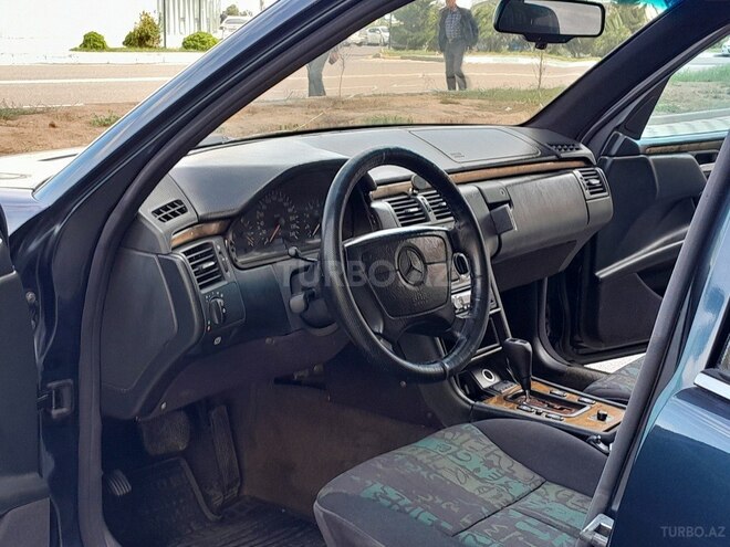 Mercedes E 230 1996, 365,214 km - 2.3 l - Sumqayıt