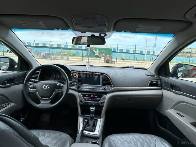 Hyundai Elantra 2017, 153,000 km - 2.0 l - Bakı