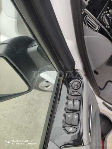 Mercedes  2010, 312,600 km - 2.1 l - Bakı