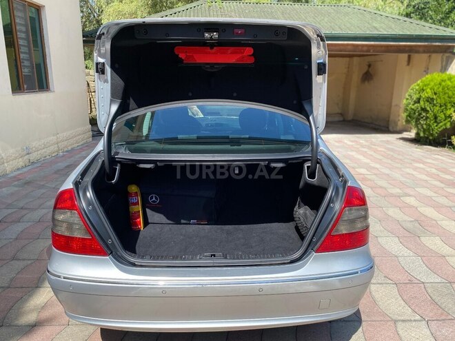 Mercedes E 220 2006, 295,000 km - 2.2 l - Astara