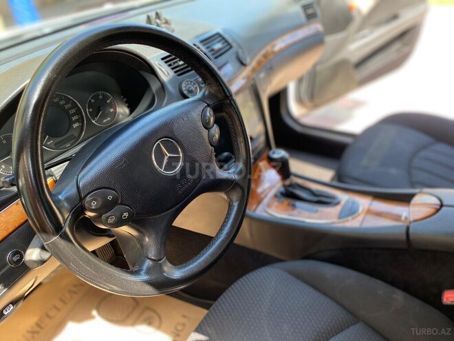 Mercedes E 220 2006, 295,000 km - 2.2 l - Astara