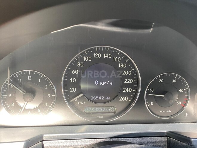 Mercedes E 220 2006, 295,000 km - 2.2 l - Astara