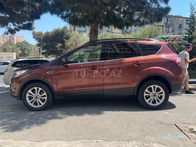 Ford Escape 2017, 240,000 km - 1.5 l - Bakı