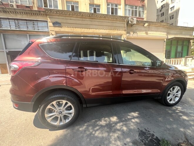 Ford Escape 2017, 240,000 km - 1.5 l - Bakı