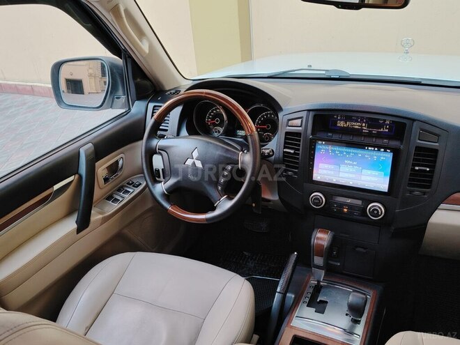 Mitsubishi Pajero 2008, 219,000 km - 3.0 l - Bakı