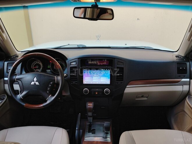 Mitsubishi Pajero 2008, 219,000 km - 3.0 l - Bakı