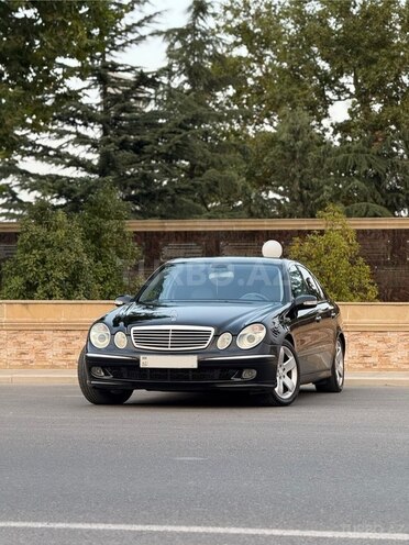 Mercedes E 240 2002, 345,000 km - 2.6 l - Qazax