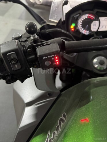 Kawasaki  2019, 29,000 km - 1.1 l - Bakı