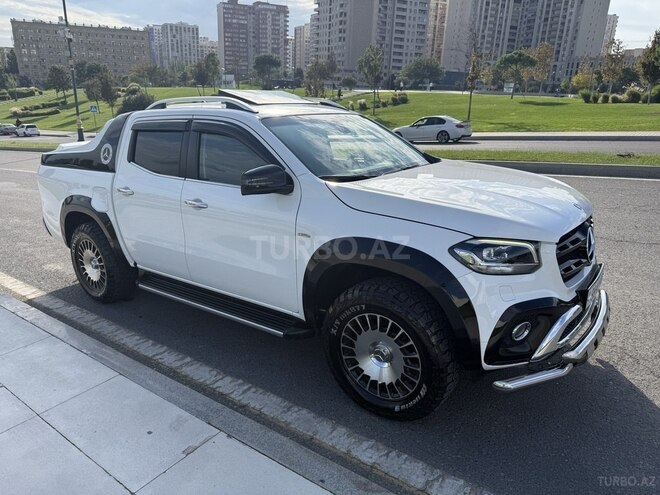 Mercedes  2017, 105,000 km - 2.3 l - Bakı