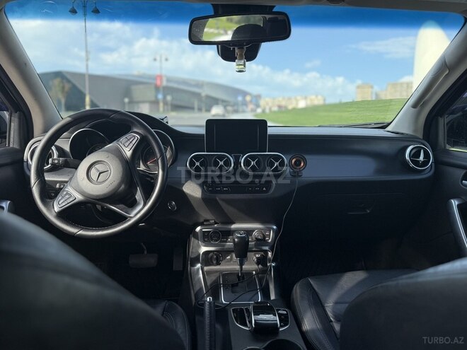 Mercedes  2017, 105,000 km - 2.3 l - Bakı