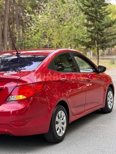 Hyundai Accent 2015, 218,000 km - 1.6 l - Sumqayıt