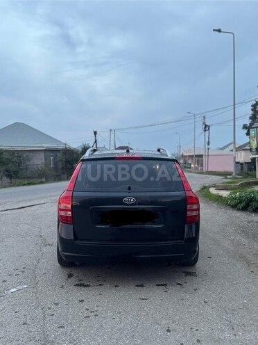 Kia  2008, 323,240 km - 1.4 l - Bakı