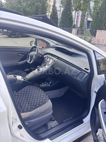 Toyota Prius 2013, 176,000 km - 1.8 л - Gəncə