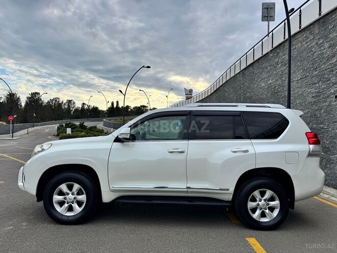 Toyota Land Cruiser Prado 2010, 254,000 km - 2.7 л - Bakı