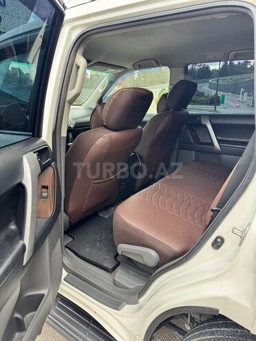 Toyota Land Cruiser Prado 2010, 254,000 km - 2.7 л - Bakı